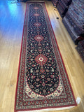 Runner qoum, #3140,size , 14x2’9”