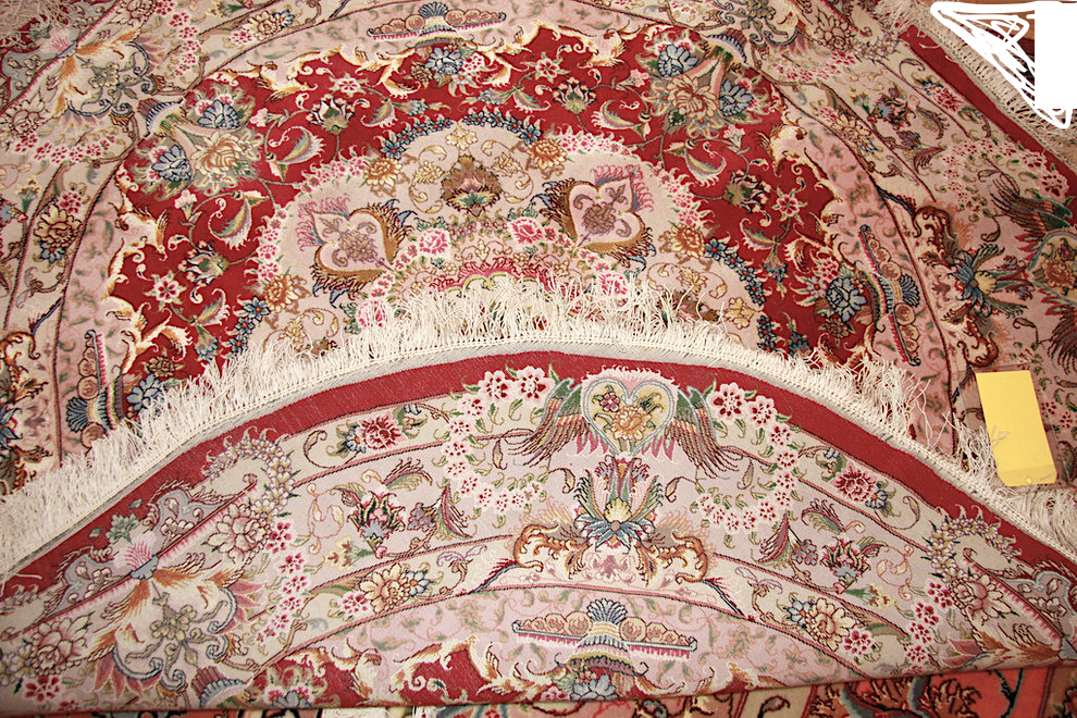 FINE RUGS – exotic rug