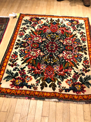 Armenian  weave, antique  rug #402 size 3'6"x5'2